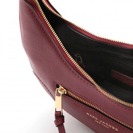 СУМКА MARC JACOBS CRUISER SMALL CRESCENT BAG POMEGRANATE