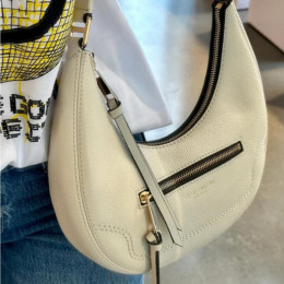 СУМКА MARC JACOBS CRUISER SMALL CRESCENT BAG MARSHMALLOW